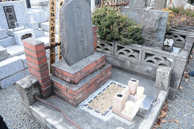 福田寺の墓1